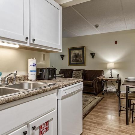 Gatlinburg Towers Condo Unit 501 - Great Location! Close To Town! Condo Экстерьер фото